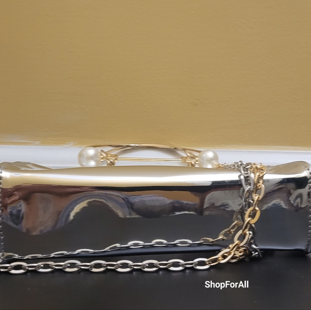 Yves Saint Laurent Gold and Silver Beauty Pouch - Picture 10 of 16